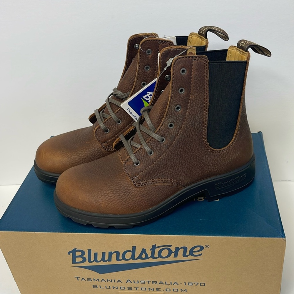 NEW BLUNDSTONE Boots Woman’s US 7/ AU 4
